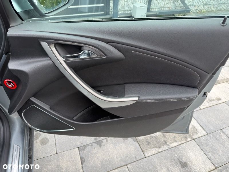 Opel Astra 1.4 Turbo Innovation - 25
