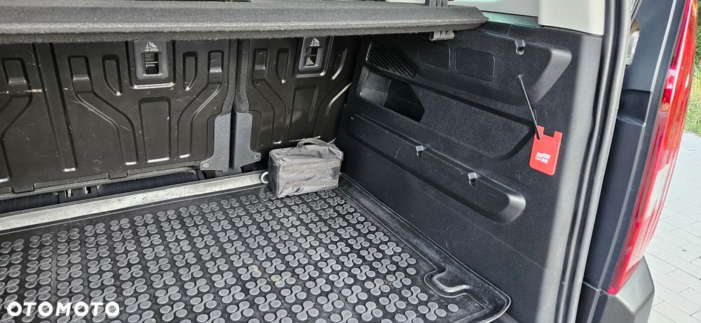 Peugeot Rifter 1.5 BlueHDI Active Pack S&S - 9