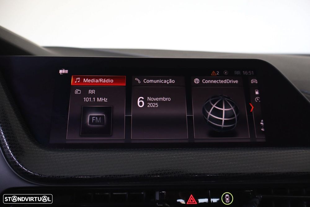 BMW 116 d Pack Desportivo M - 23