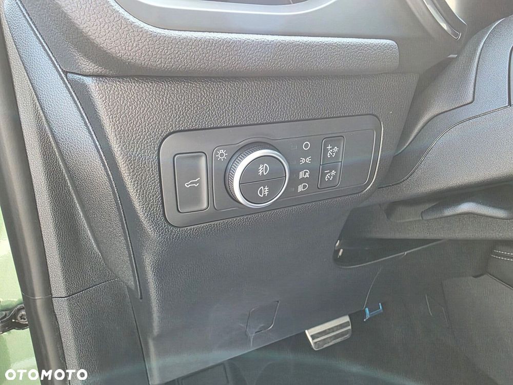 Ford Kuga - 15