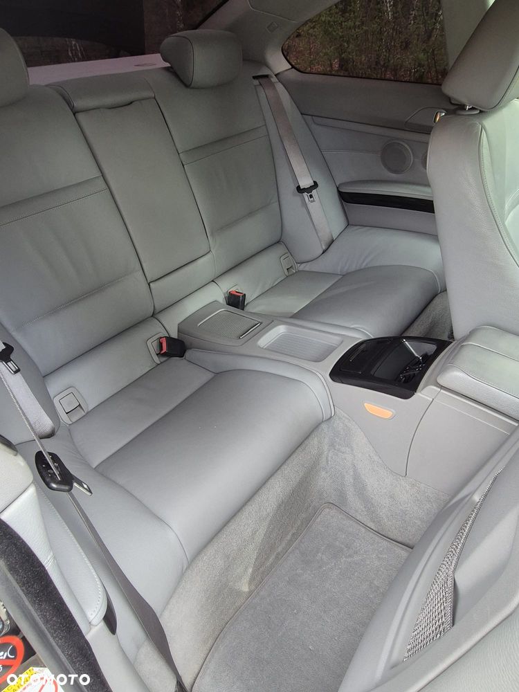 BMW Seria 3 - 33