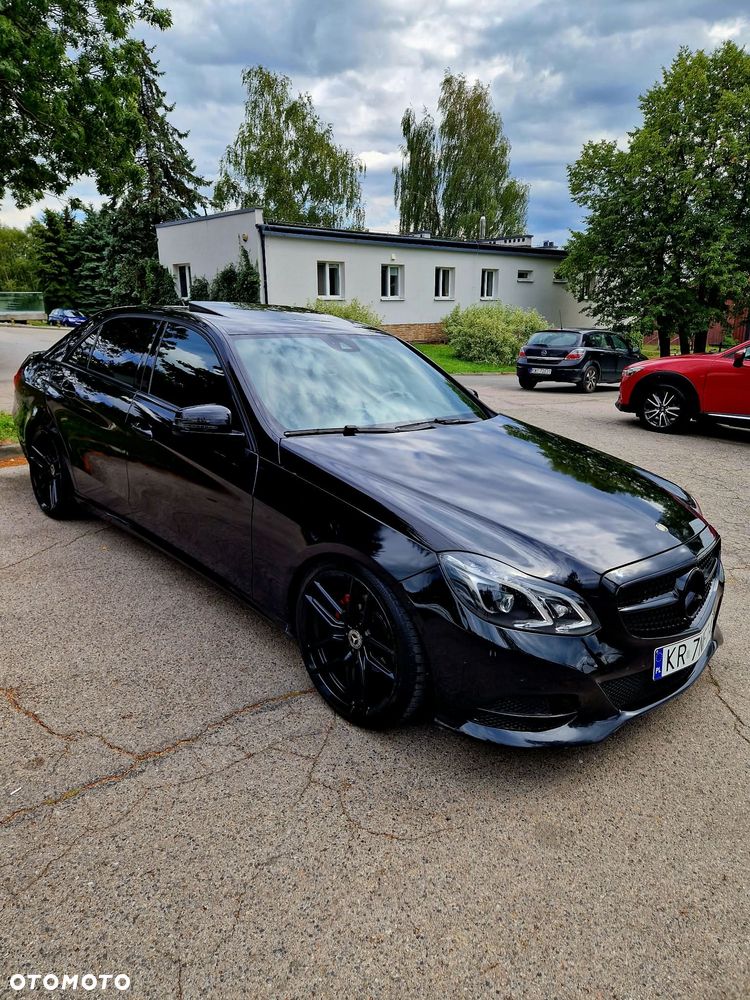 Mercedes-Benz Klasa E 200 BlueTEC 7G-TRONIC Classic - 2