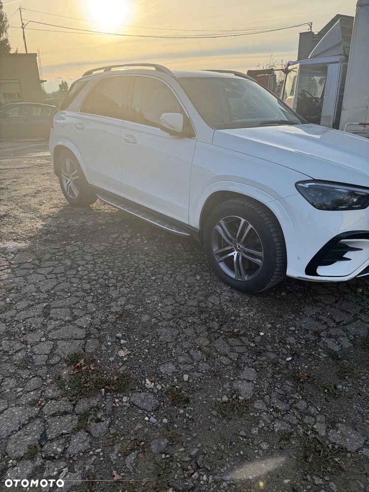 Mercedes-Benz GLE - 1