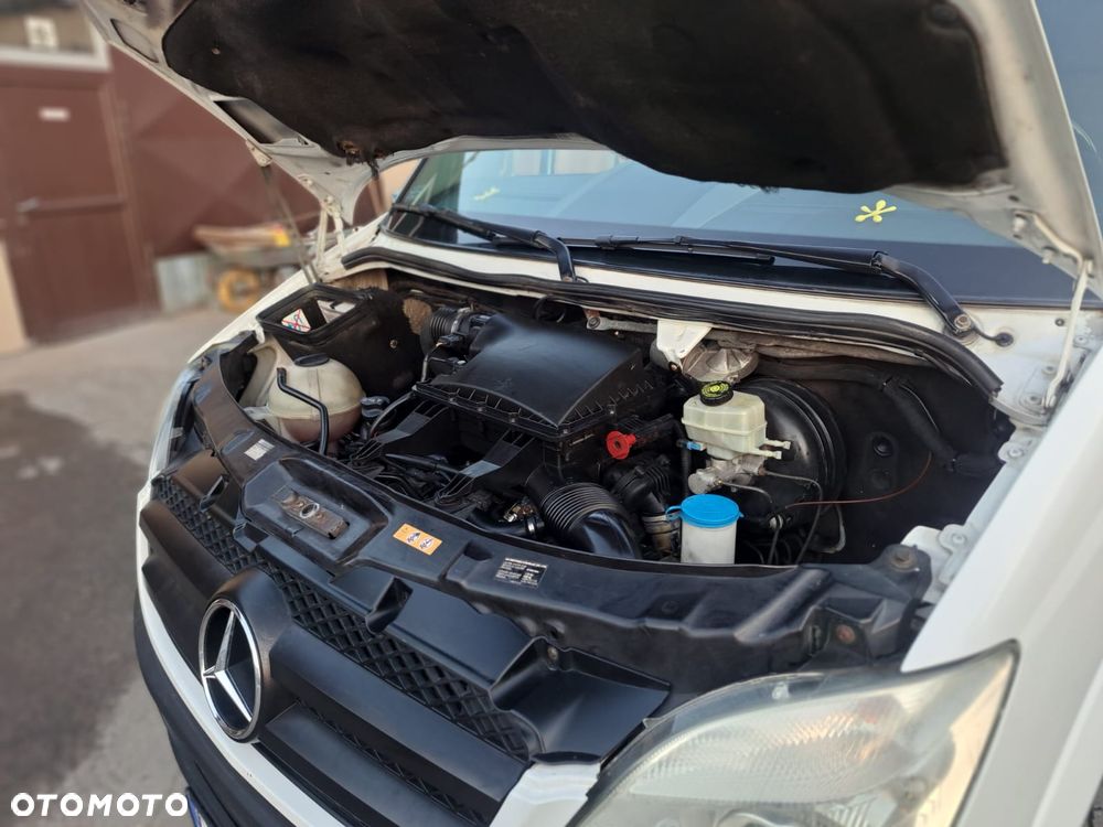 Mercedes-Benz Sprinter - 20