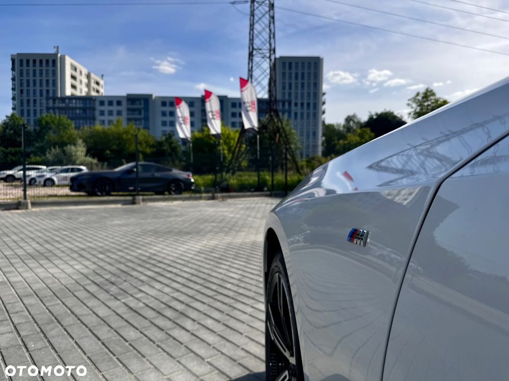 BMW Seria 3 318i M Sport - 25