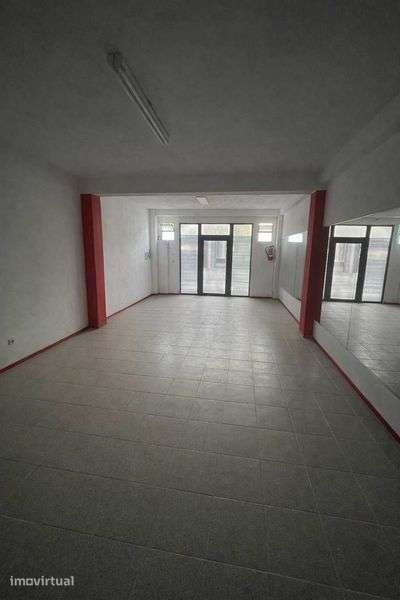 Aluga-se garagem em Oliveira do Hospital - Grande imagem: 2/2