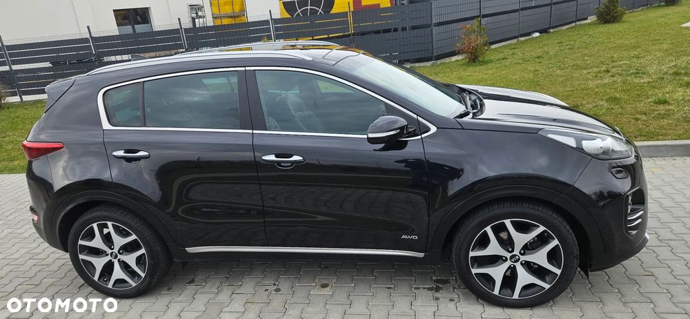 Kia Sportage 2.0 CRDI AWD Dream-Team Edition - 12