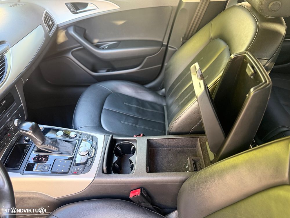 Audi A6 Avant 2.0 TDi Exclusive Multitronic - 30