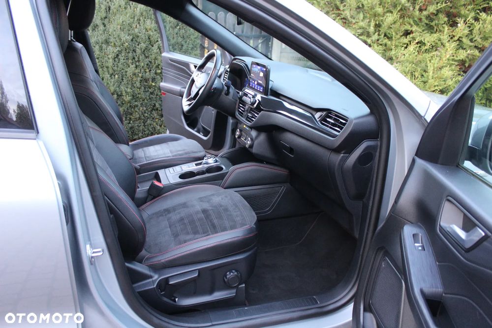 Ford Kuga - 14