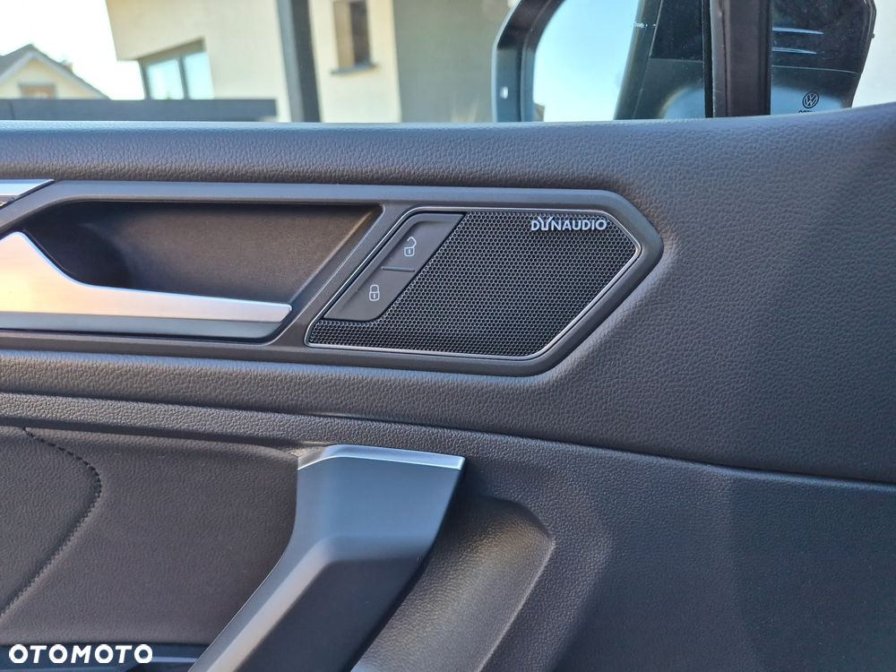 Volkswagen Tiguan 2.0 TDI SCR 4MOTION DSG Highline - 24