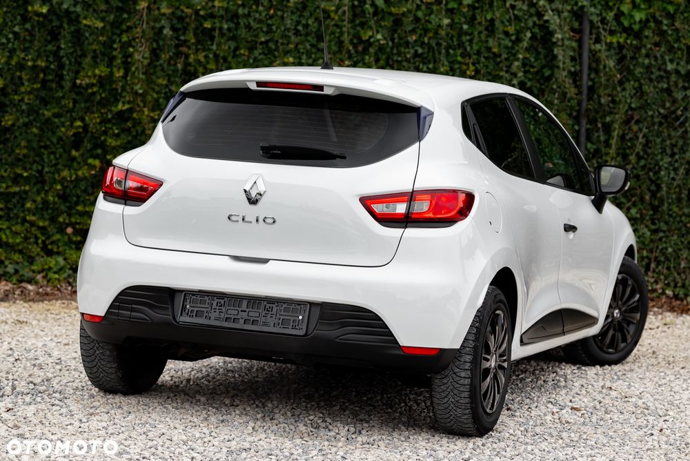 Renault Clio 1.2 16V Authentique - 12