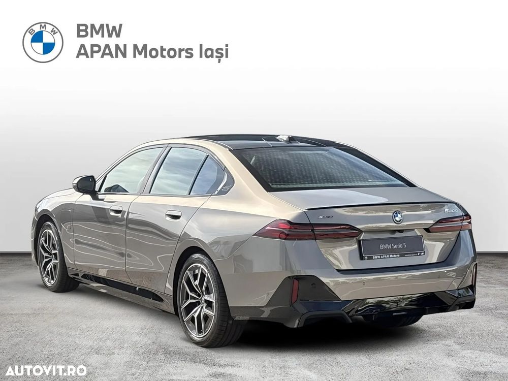BMW Seria 5 530e xDrive Aut. - 7