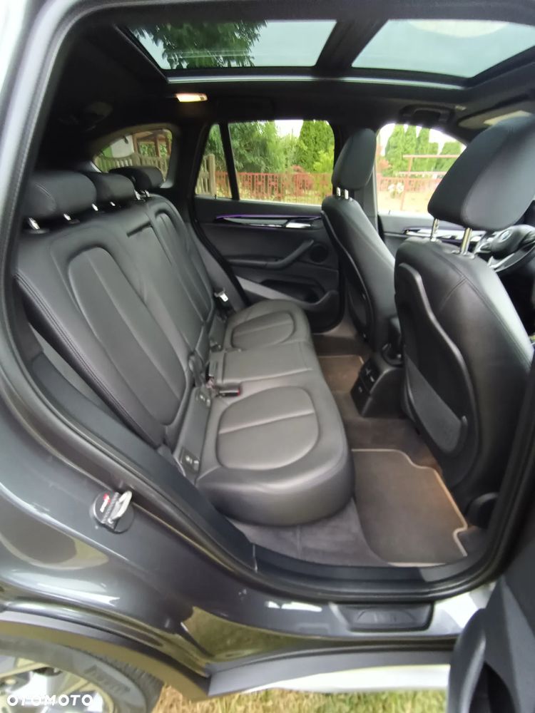 BMW X1 xDrive25i GPF xLine sport - 18