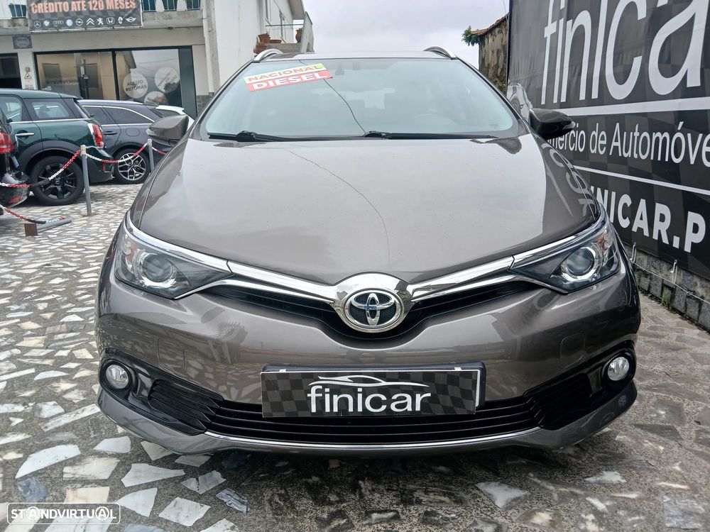 Toyota Auris Touring Sports 1.4 D-4D Exclusive+Navi - 2