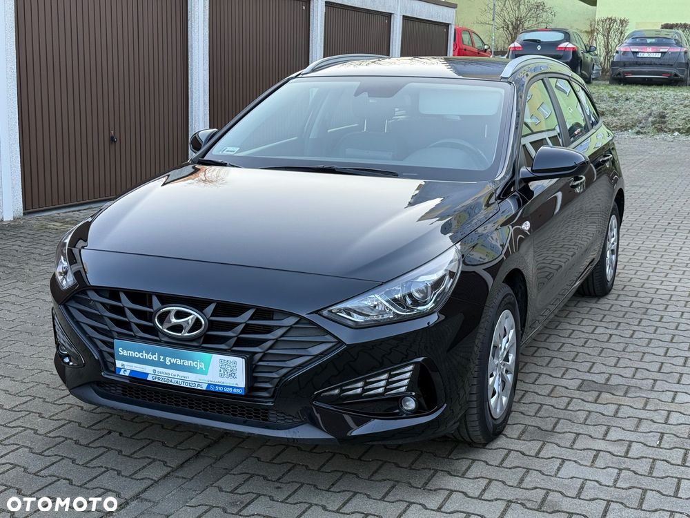 Hyundai i30 1.5 DPI Classic + - 25