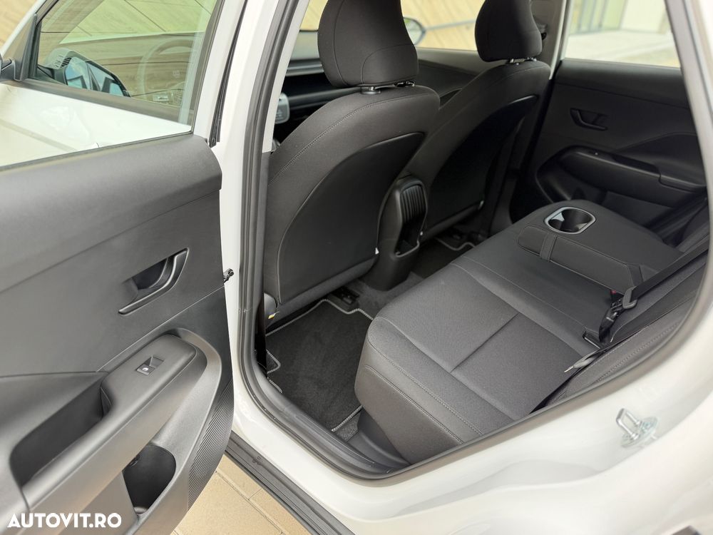 Hyundai KONA 1.6 GDI DCT Select - 16