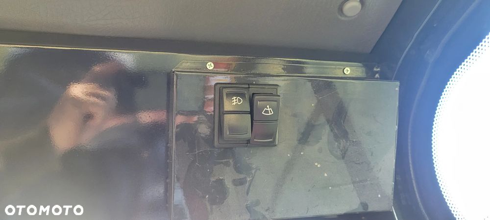 Inny Yufan YFT 15  Kabina - 17