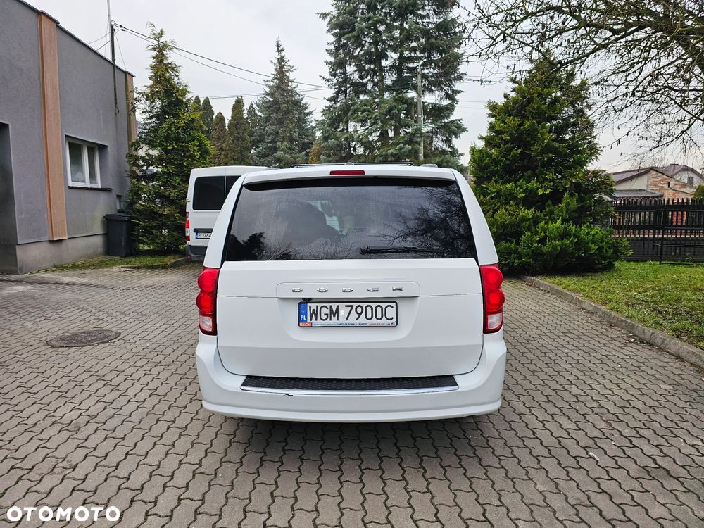 Dodge Grand Caravan 3.6 R/T - 6