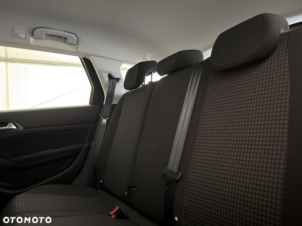 Peugeot 308 - 18