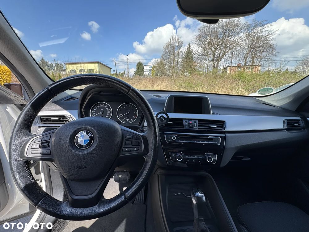 BMW X1 xDrive20d - 21