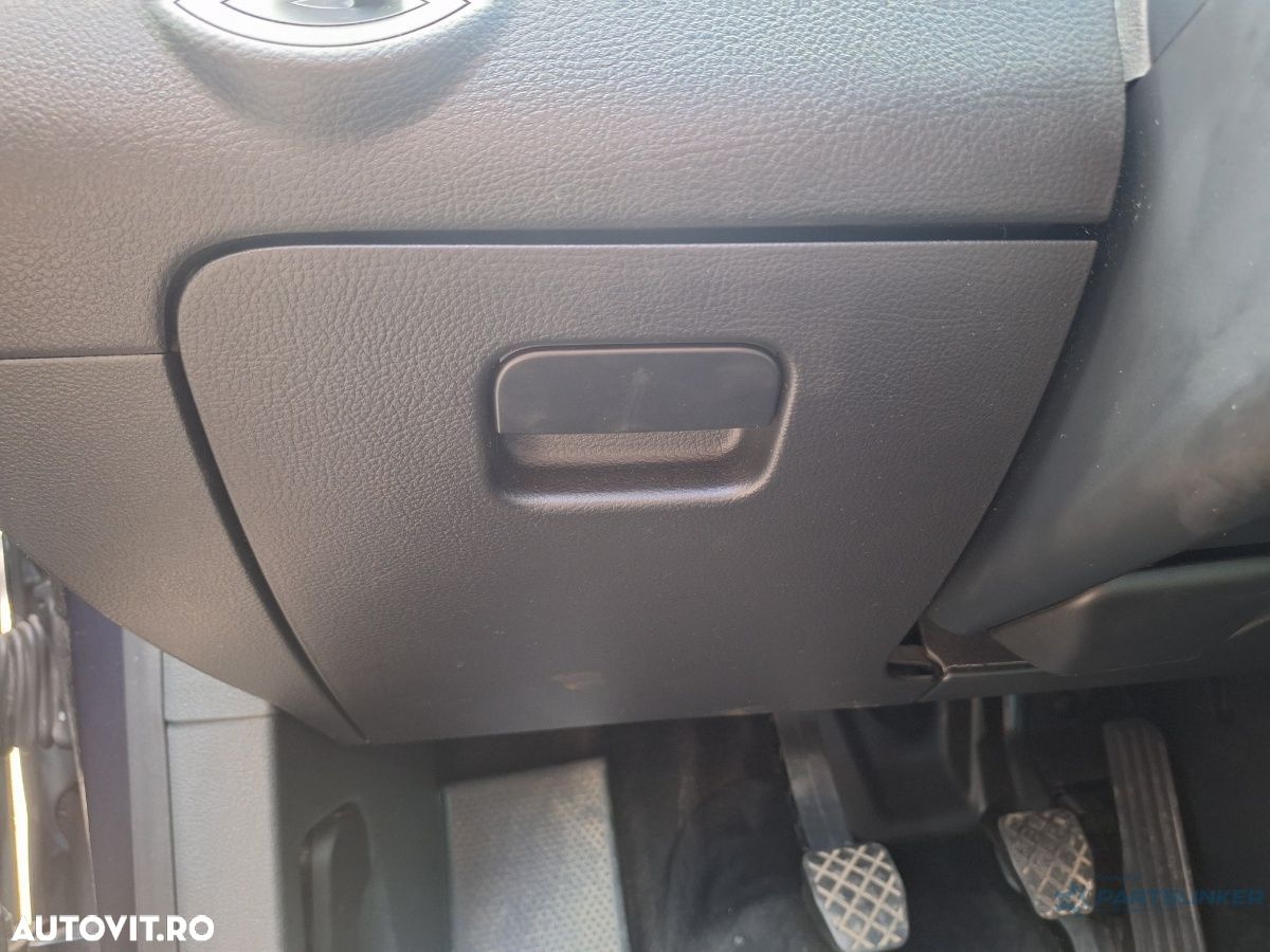 Torpedou buzunar plansa VOLKSWAGEN PASSAT Variant 3C5 2005 - 2011 TDI BKC, BLS, BXE - 1