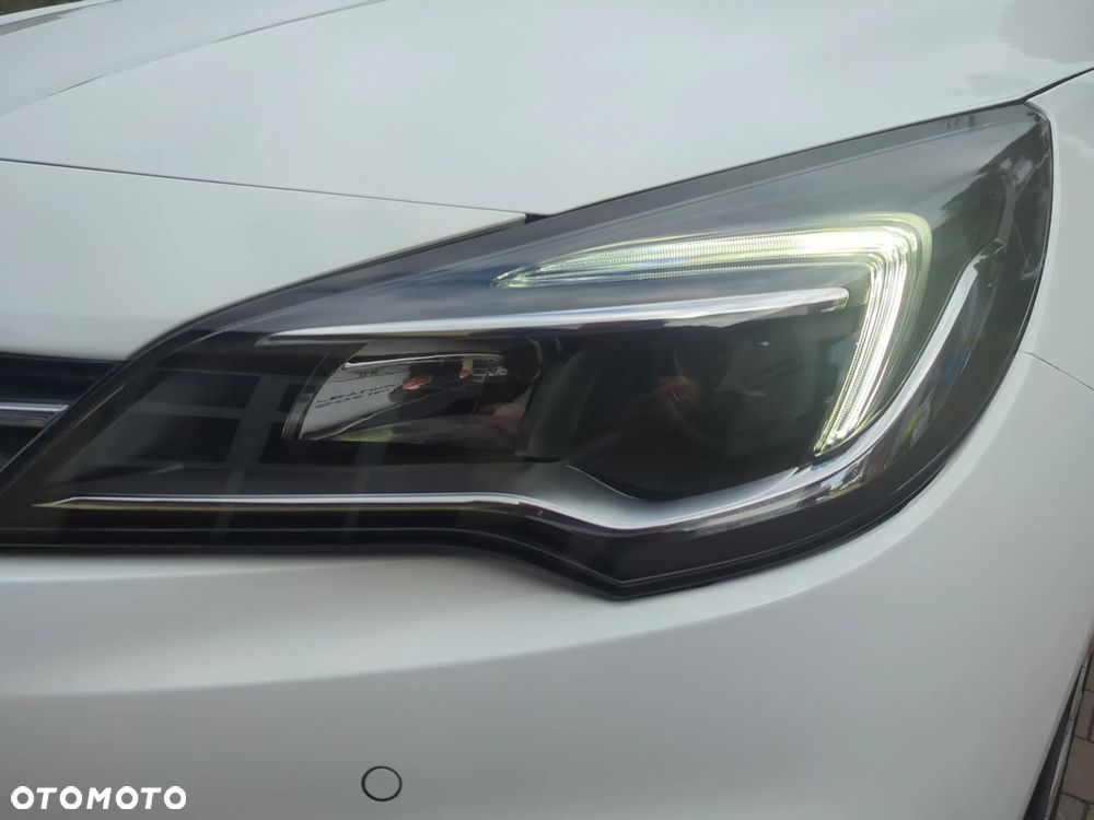 Opel Astra 1.2 T Elegance S&S - 20