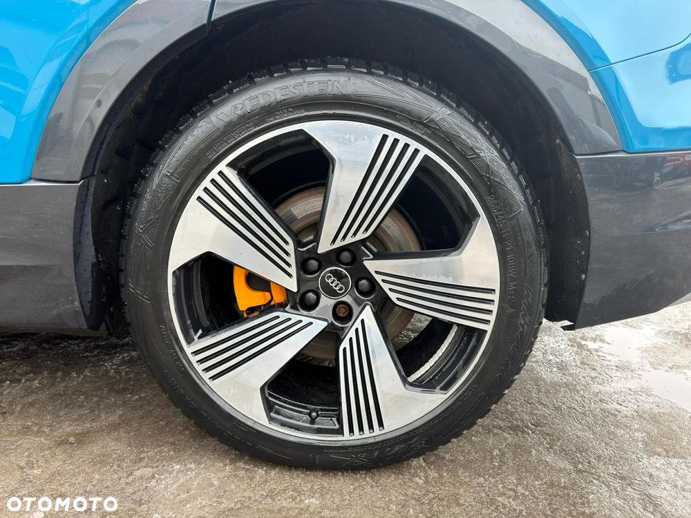 Audi e-tron 55 Quattro - 11