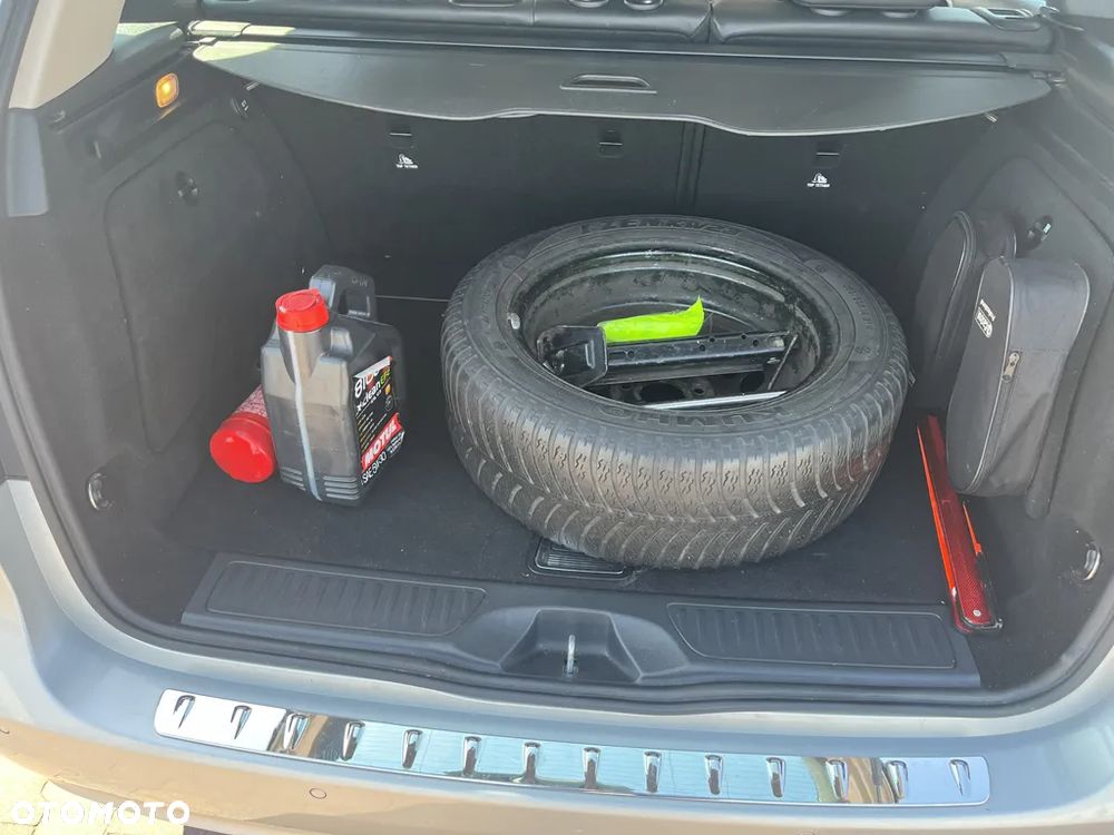 Mercedes-Benz Klasa B 180 CDI - 19