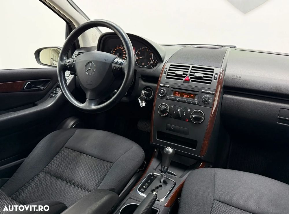 Mercedes-Benz A 150 Autotronic Elegance - 16