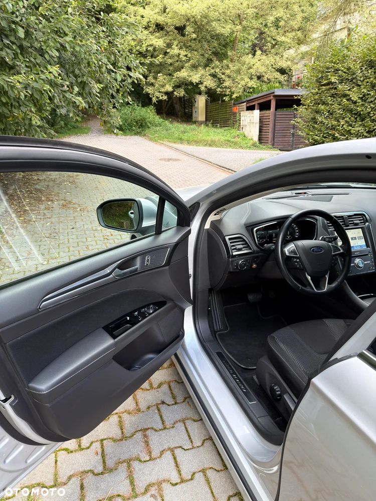 Ford Mondeo 2.0 EcoBlue Titanium - 14