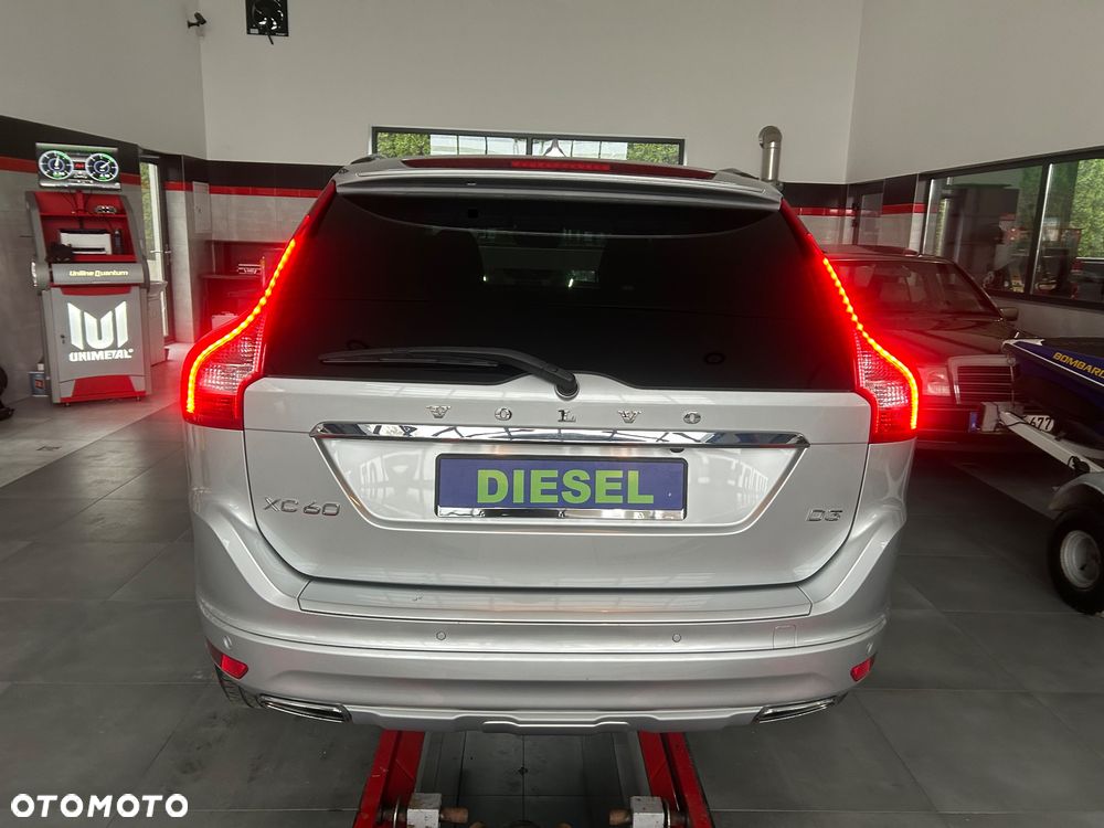 Volvo XC 60 D3 Geartronic Momentum - 6