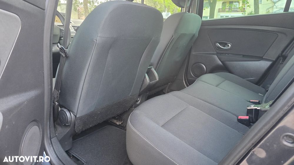 Renault Megane 1.5 dCi Dynamique - 4