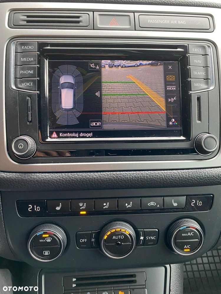 Volkswagen Tiguan - 12