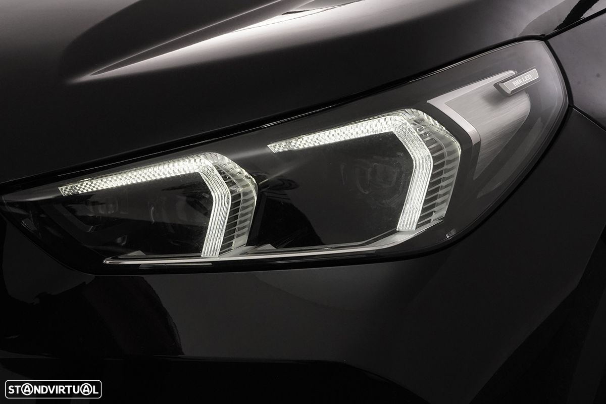BMW iX1 xDrive30 - 9