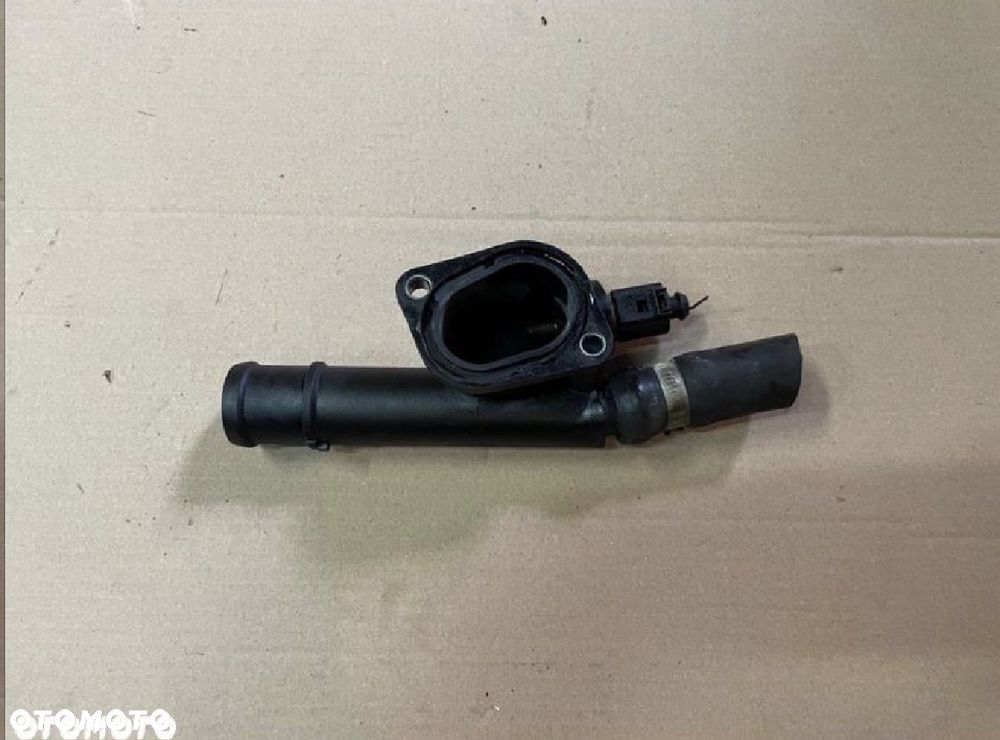 Obudowa czujnik termostatu 2.0tdi vw passat b6 skoda audi - 2