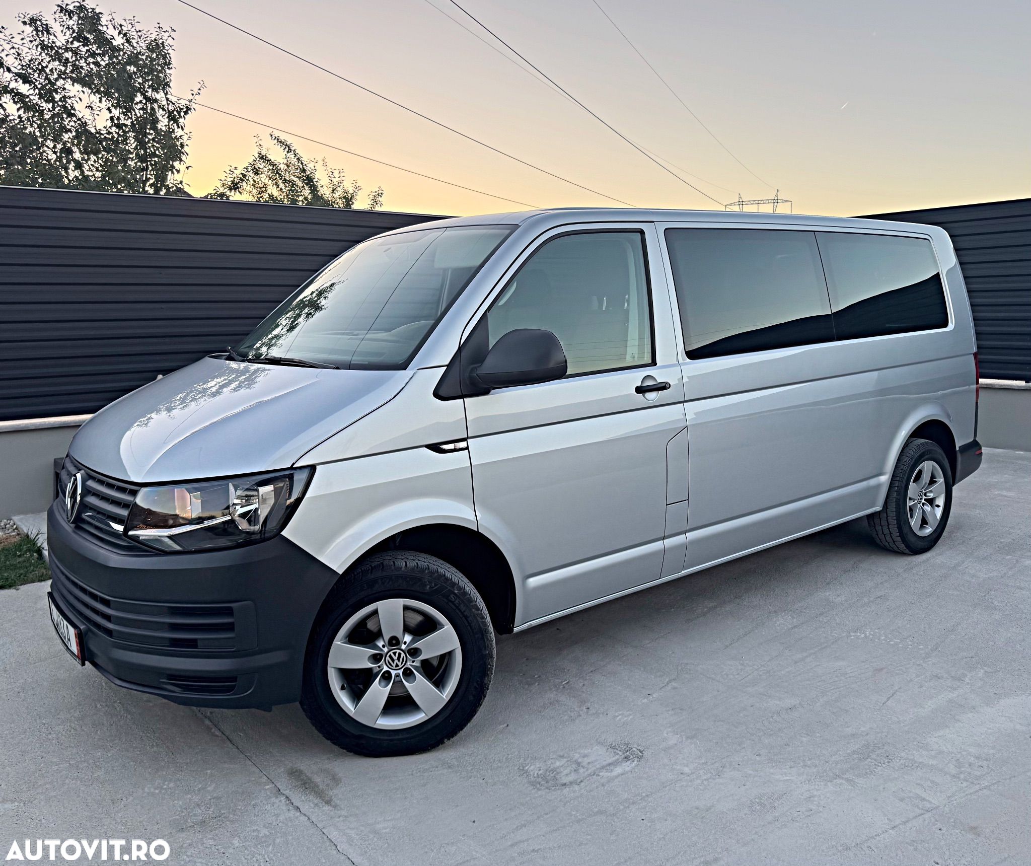 Volkswagen Transporter T6 Lang Plus Comfortline - 1
