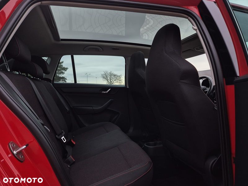 Skoda RAPID 1.6 TDI Monte Carlo - 10