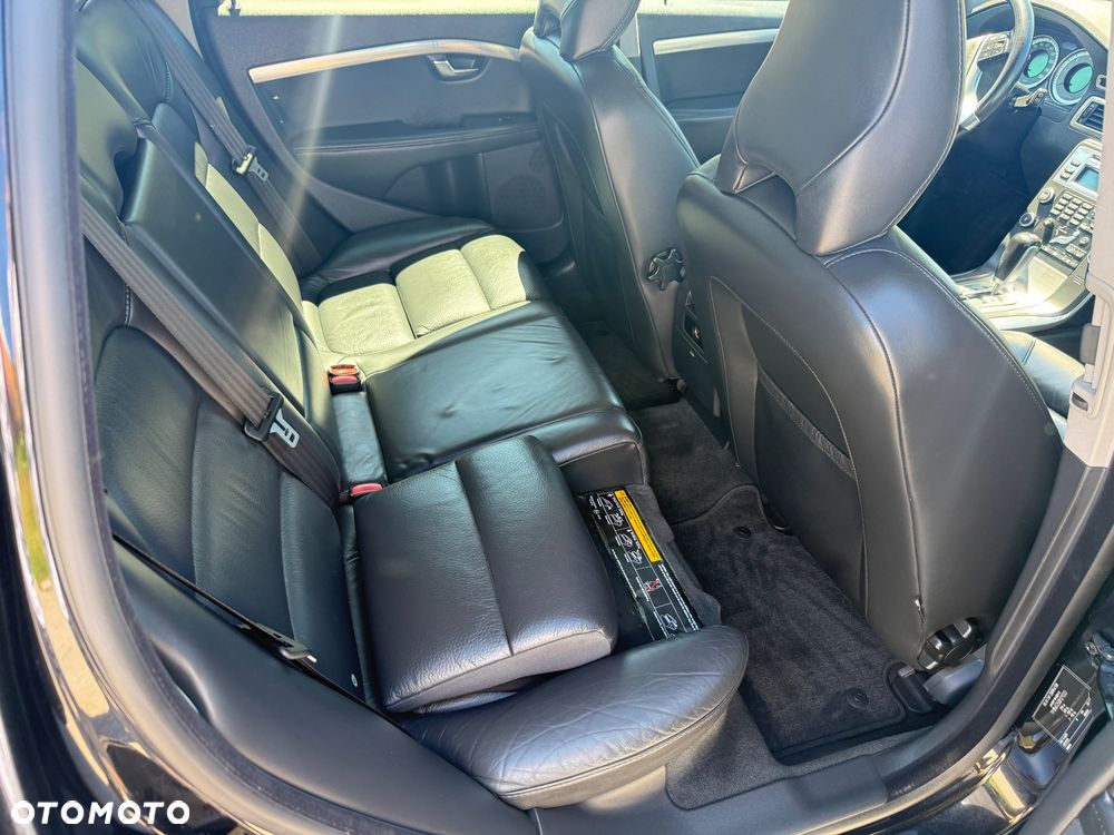 Volvo V70 D3 Geartronic Kinetic - 13