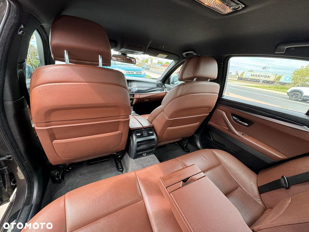 BMW Seria 5 520d BluePerformance - 19