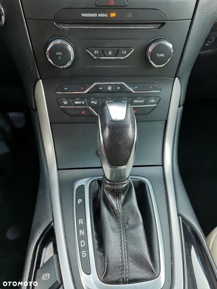 Ford Edge - 11