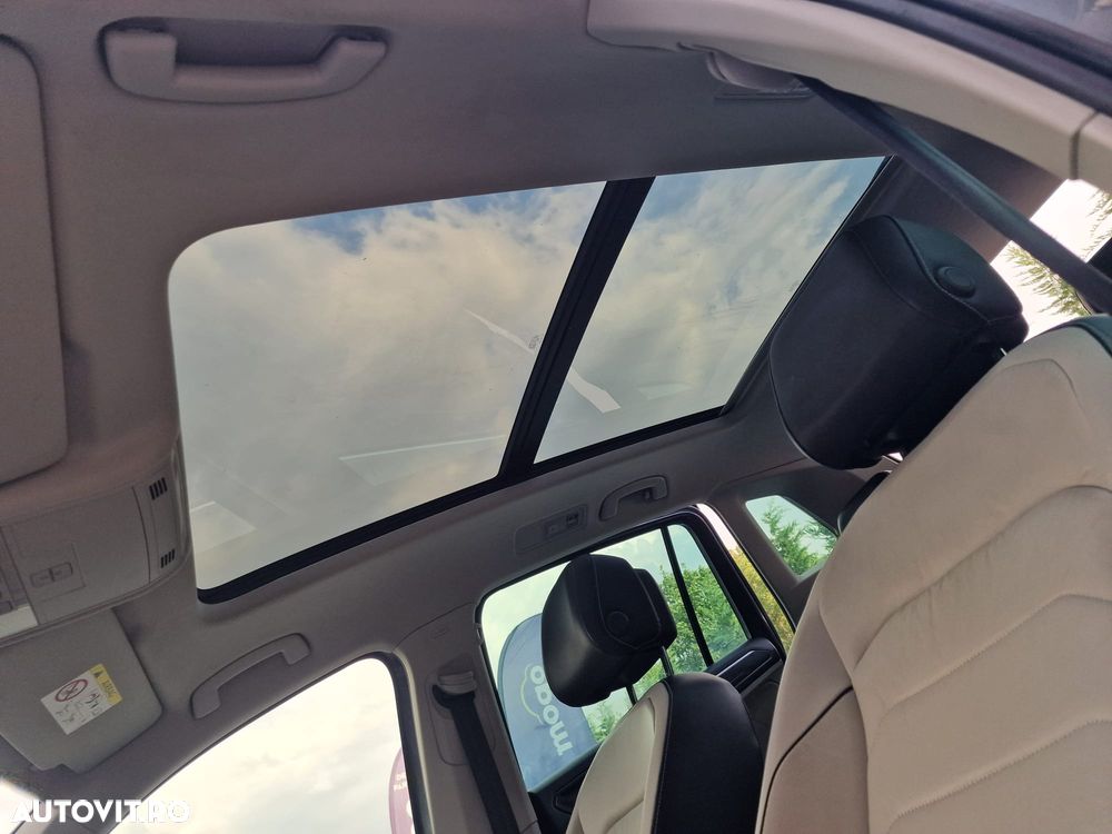 Volkswagen Tiguan - 36