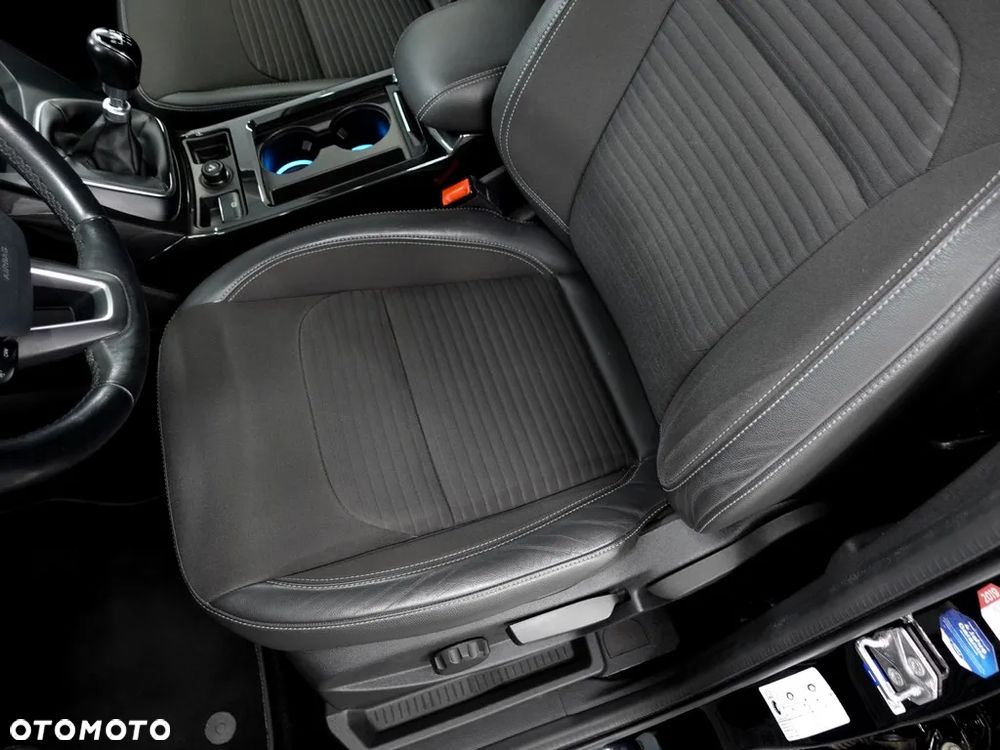 Ford Kuga 2.0 TDCi AWD Titanium - 14