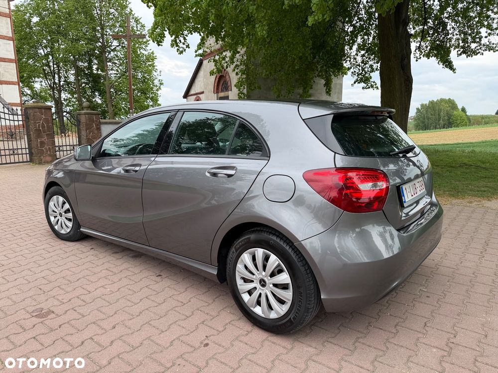 Mercedes-Benz Klasa A 180 d Activity Edition - 6