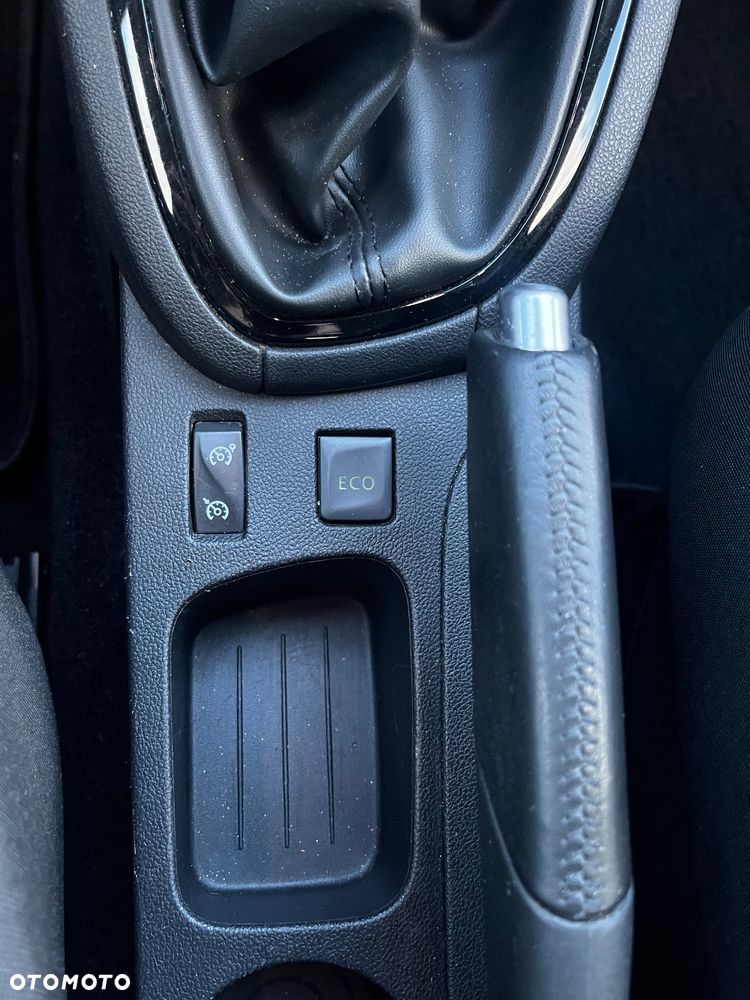 Renault Clio 0.9 TCe Limited - 30
