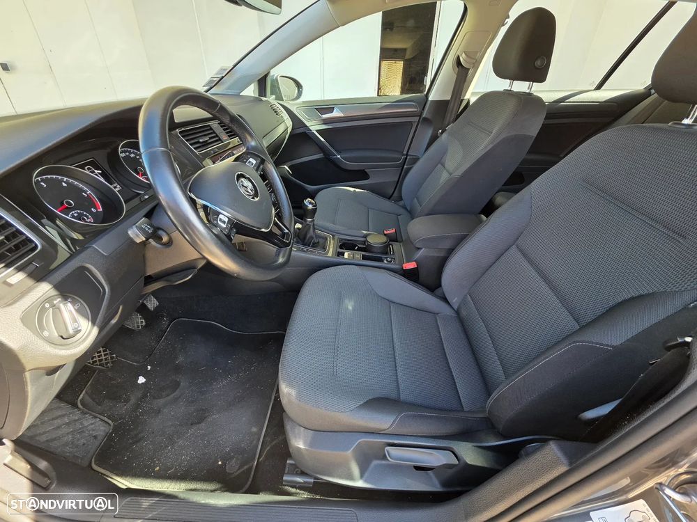 VW Golf 1.6 TDI R-Line - 17