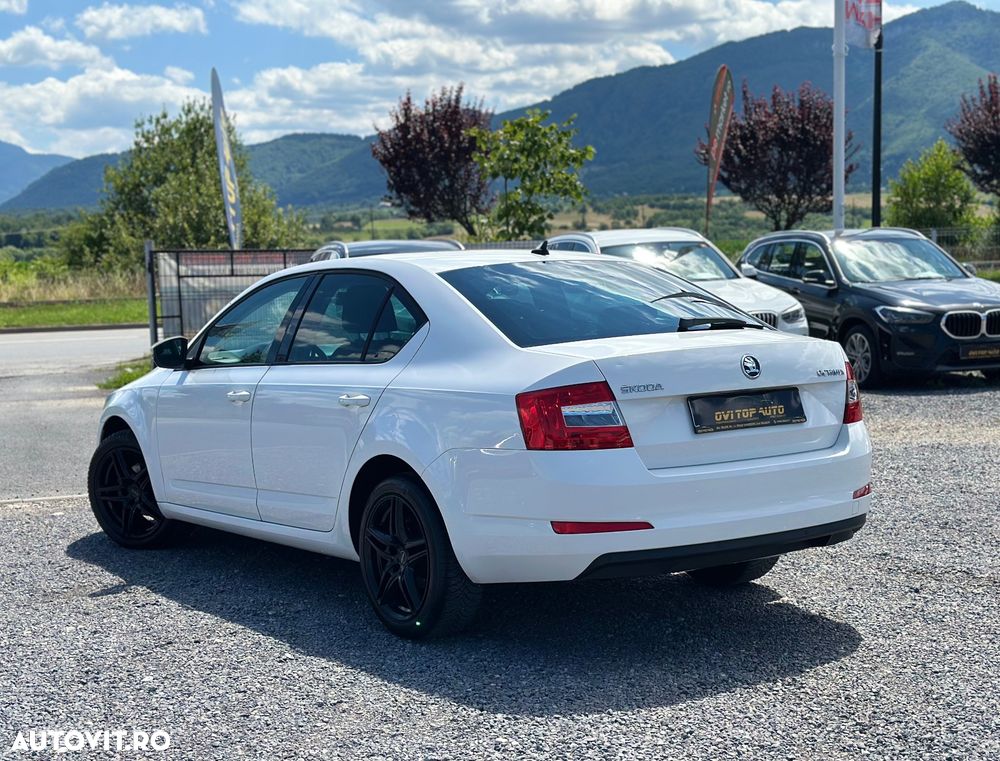 Skoda Octavia 1.6 TDI DPF Ambition - 6