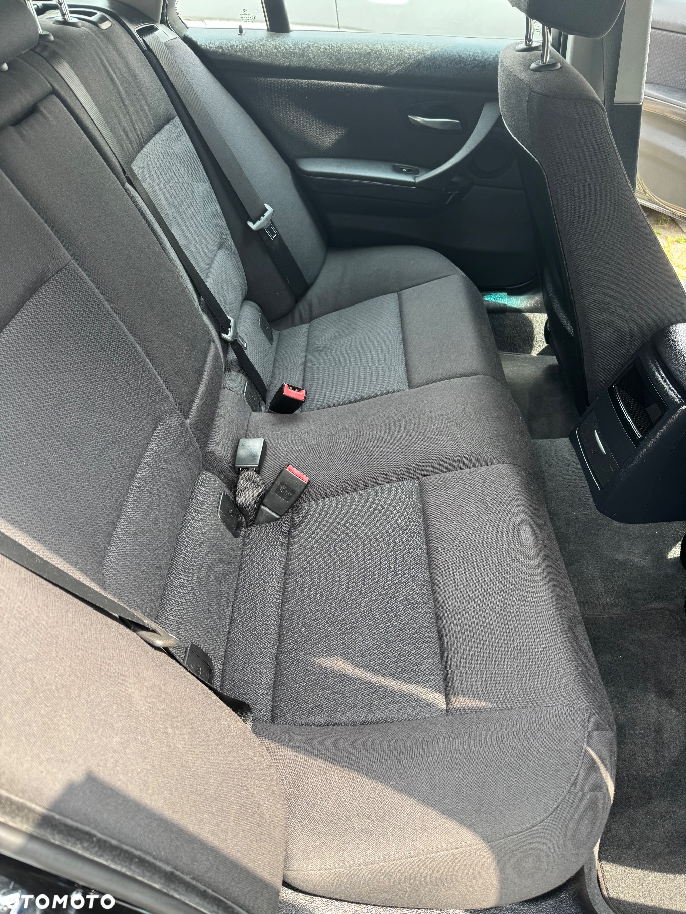 BMW Seria 3 318d DPF Touring - 17