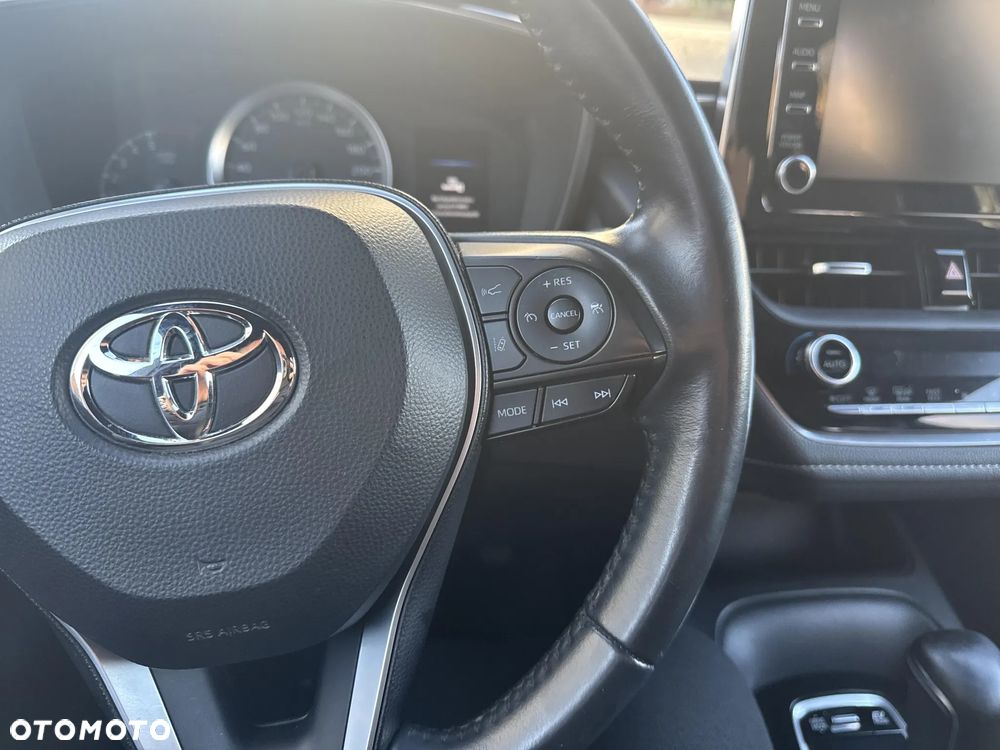 Toyota Corolla 1.8 Hybrid Comfort - 17