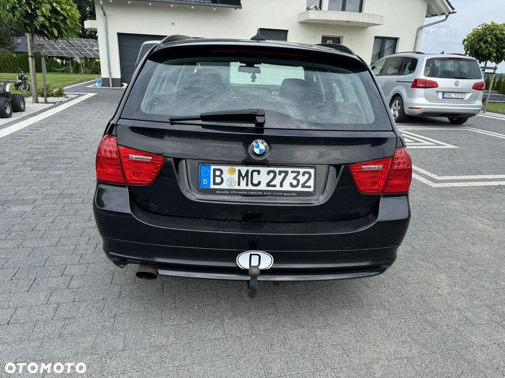 BMW Seria 3 318d DPF Edition Exclusive - 5