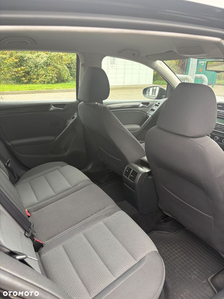 Volkswagen Golf VI 1.2 TSI BlueMot Comfortline - 8